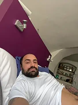 Snapshot of morfeoX chatting on February 2025 12:45:02 PM morfeoX online show from February 2025 12:45:02 PM