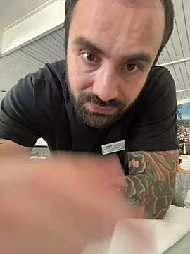 Snapshot of morfeoX chatting on March 2025 12:59:02 PM morfeoX online show from March 2025 12:59:02 PM