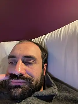 Snapshot of morfeoX chatting on March 2025 09:05:02 PM morfeoX online show from March 2025 09:05:02 PM