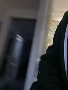 Snapshot of morfeoX chatting on November 2025 01:00:02 PM morfeoX online show from November 2025 01:00:02 PM