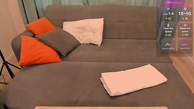 Demonic Angel  online show from September 2025 03:32:02 AM