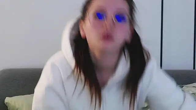 -Amora online show from October 2025 11:20:02 AM