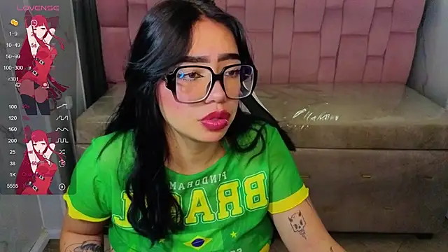 Snapshot of Anni_acker_b chatting on February 2026 01:03:01 PM Anni acker b online show from February 2026 01:03:01 PM