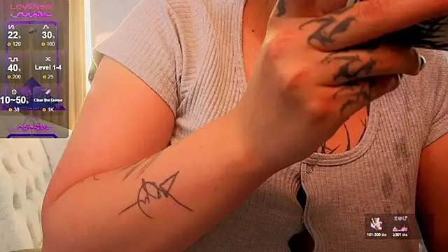 Snapshot of Anni_acker_b chatting on February 2026 12:37:02 PM Anni acker b online show from February 2026 12:37:02 PM