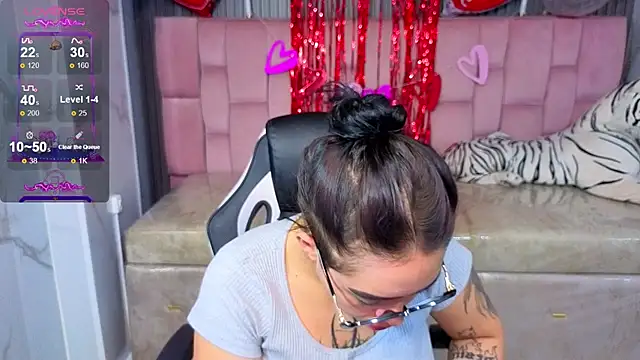 Snapshot of Anni_acker_b chatting on February 2026 12:39:02 PM Anni acker b online show from February 2026 12:39:02 PM