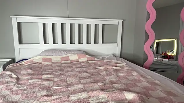 meggsworld online show from February 2025 03:35:01 PM