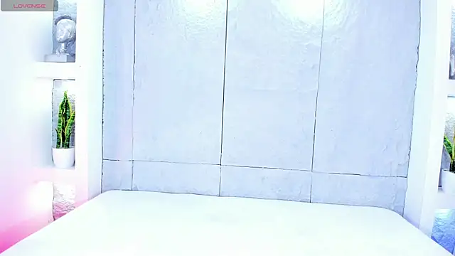 MiaMistrex online show from September 2025 04:38:02 AM