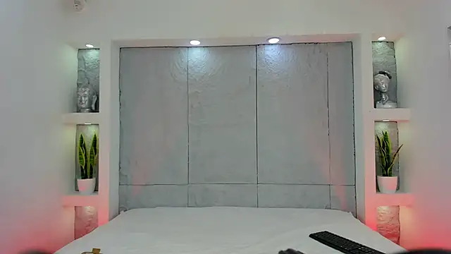 MiaMistrex online show from November 2025 04:23:02 AM