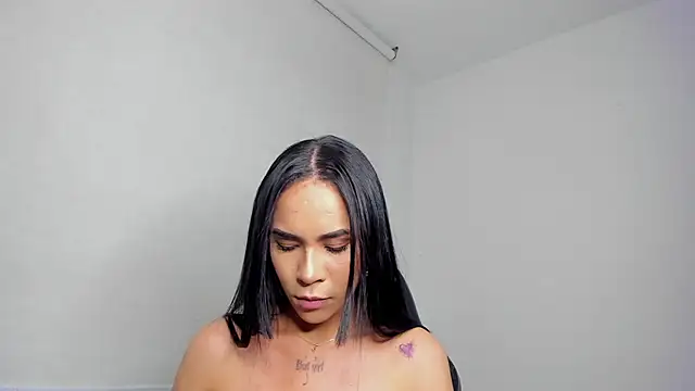 Naatalia online show from March 2025 11:53:01 PM