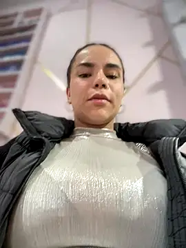 Naatalia online show from October 2025 10:10:01 PM