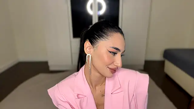 alissadreams online show from October 2025 06:17:02 PM