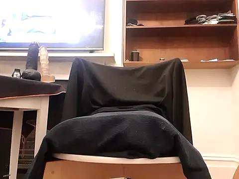 Snapshot of MystiqueRider chatting on October 2025 01:08:02 PM MystiqueRider online show from October 2025 01:08:02 PM