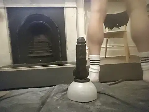 Snapshot of MystiqueRider chatting on October 2025 03:02:02 PM MystiqueRider online show from October 2025 03:02:02 PM