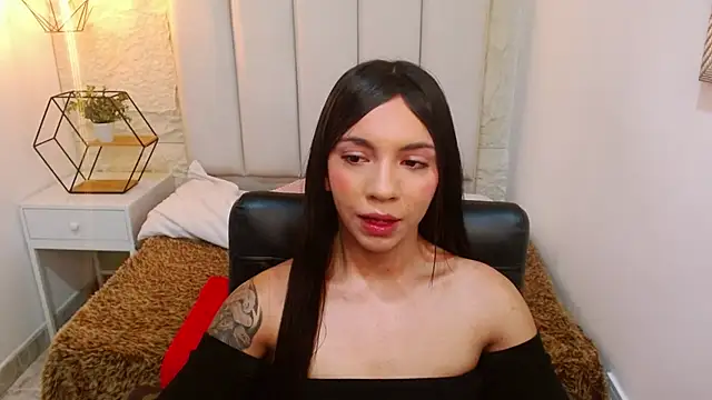 Snapshot of camilah_tk chatting on May 2026 12:23:01 PM camilah tk online show from May 2026 12:23:01 PM