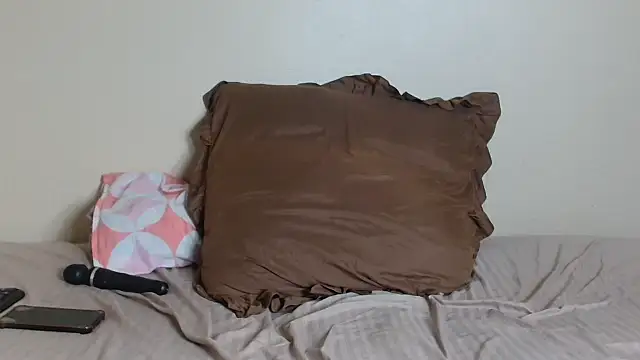 Karishma99  online show from February 2025 05:07:01 PM