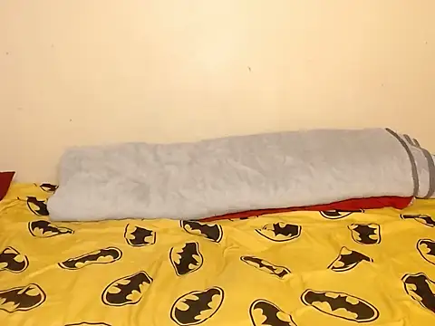 Karishma99  online show from March 2026 04:40:01 AM