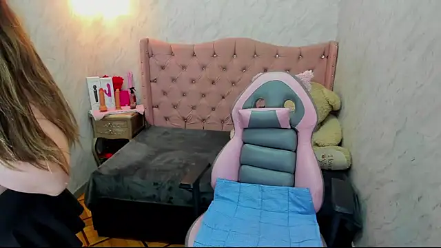 Lianngrace online show from March 2026 03:29:01 PM