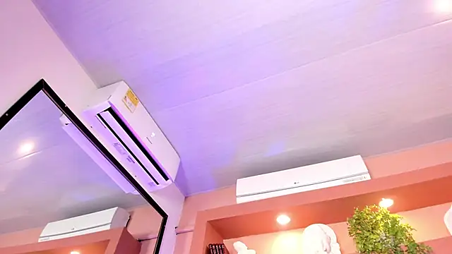 SofiaBennett  online show from March 2025 03:31:01 PM