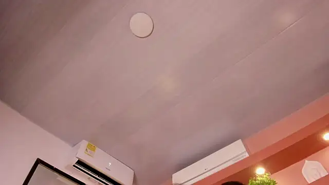 Snapshot of SofiaBennett_ chatting on April 2026 05:30:01 PM SofiaBennett online show from April 2026 05:30:01 PM
