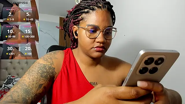 Snapshot of ZahraRose chatting on July 2026 11:39:02 AM ZahraRose online show from July 2026 11:39:02 AM