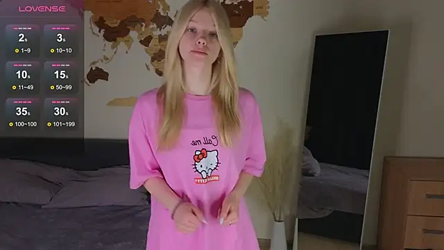 EdlaHewell online show from March 2025 09:40:02 AM