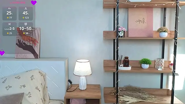 EdlaHewell online show from February 2026 07:51:01 AM