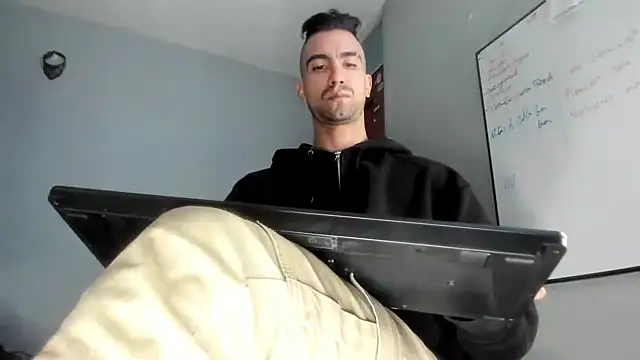 K cique online show from September 2025 02:05:02 AM