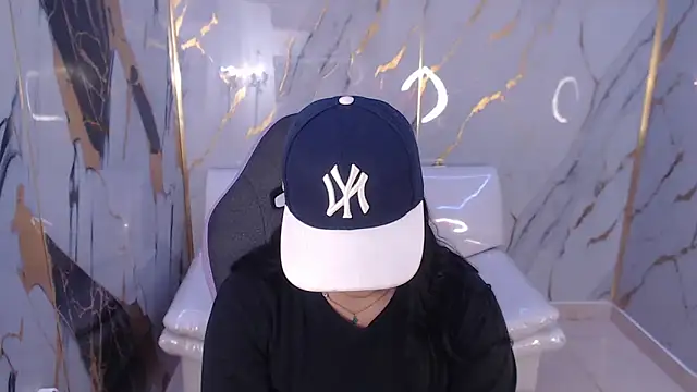 melany rouse18 online show from September 2025 06:41:02 PM