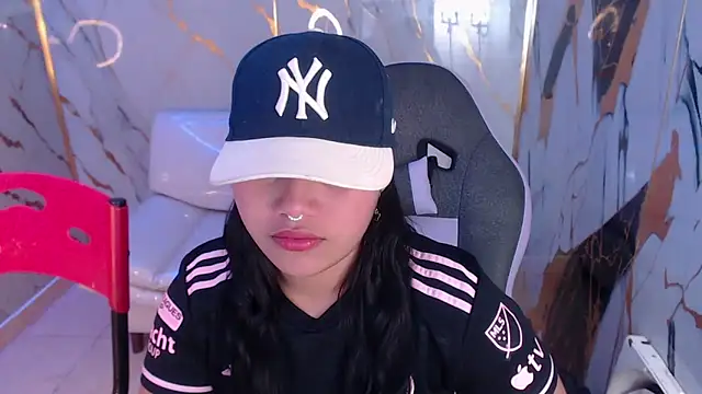 melany rouse18 online show from October 2025 12:58:01 PM