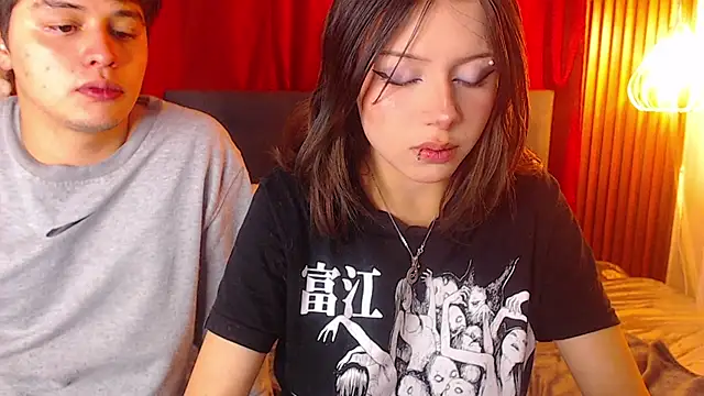 fyreandfox  online show from September 2025 07:46:02 PM