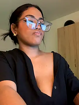 Dahiana Giil online show from September 2025 04:36:02 AM