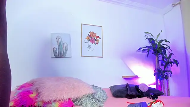 naomy 68 online show from March 2025 11:14:02 PM