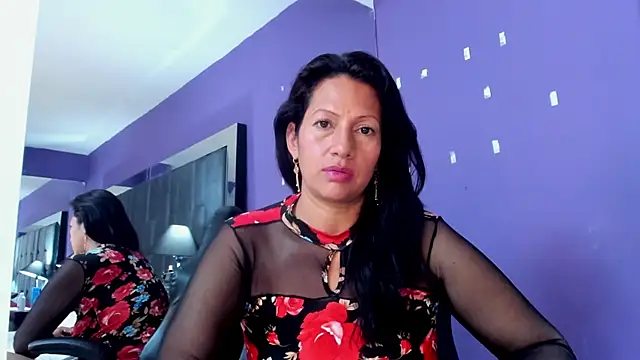 Aisha Nowak online show from March 2025 02:10:01 AM