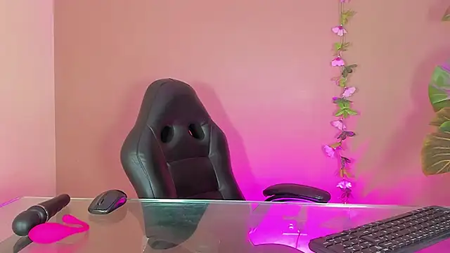 AnahisBennett online show from February 2025 03:45:02 AM