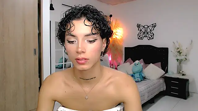 Snapshot of nilam_valker chatting on February 2025 12:30:02 AM nilam valker online show from February 2025 12:30:02 AM