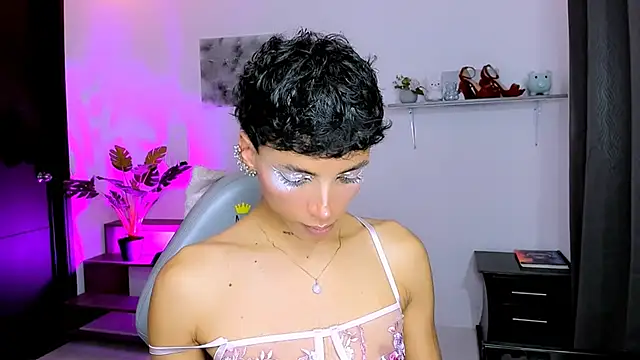 Snapshot of nilam_valker chatting on October 2025 02:17:02 AM nilam valker online show from October 2025 02:17:02 AM