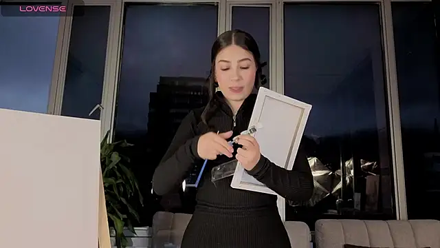 Snapshot of Ivanna_West chatting on September 2025 10:38:02 AM Ivanna West online show from September 2025 10:38:02 AM