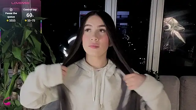 Snapshot of Ivanna_West chatting on September 2025 10:20:02 AM Ivanna West online show from September 2025 10:20:02 AM