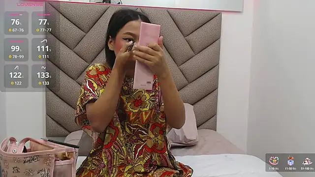 Snapshot of triptikhushi chatting on February 2025 11:47:02 AM triptikhushi online show from February 2025 11:47:02 AM