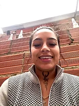 Emily sharlot online show from September 2025 07:30:01 PM