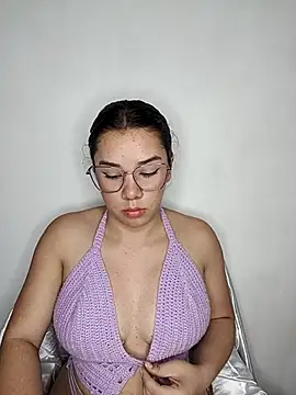 EmmaSulivan online show from March 2025 02:39:02 AM