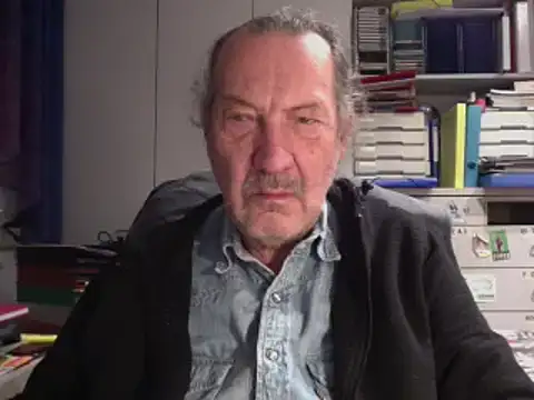 HMStraps01 online show from December 2024 04:29:02 PM