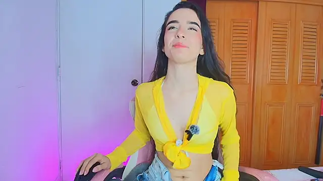 Peach Rose  online show from October 2025 07:02:02 PM