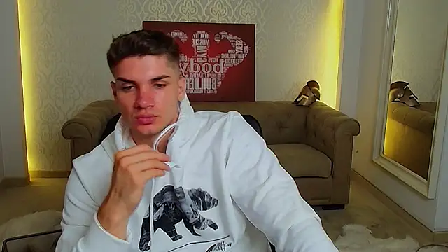 MaxKaiden online show from September 2025 04:25:01 AM