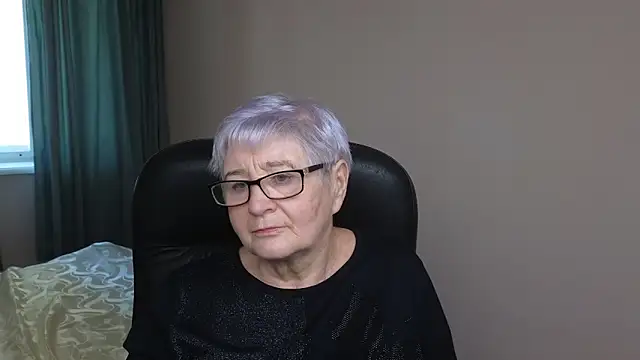 Sandra Snowflake online show from February 2025 10:40:02 AM