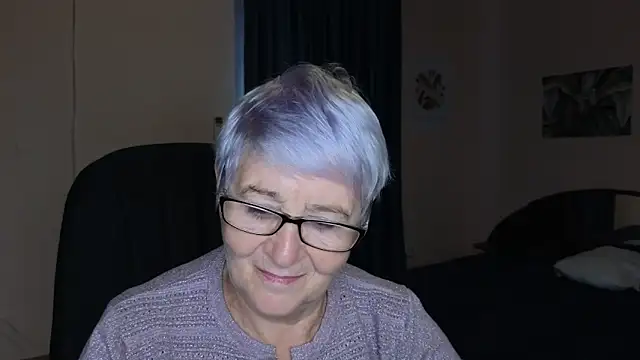 Sandra Snowflake online show from September 2025 04:26:01 AM