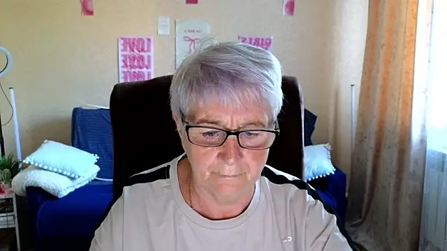 Snapshot of Sandra_Snowflake chatting on June 2026 03:58:02 AM Sandra Snowflake online show from June 2026 03:58:02 AM