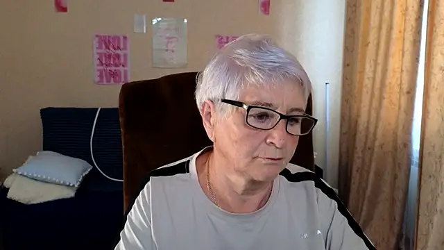 Snapshot of Sandra_Snowflake chatting on June 2026 03:59:01 AM Sandra Snowflake online show from June 2026 03:59:01 AM