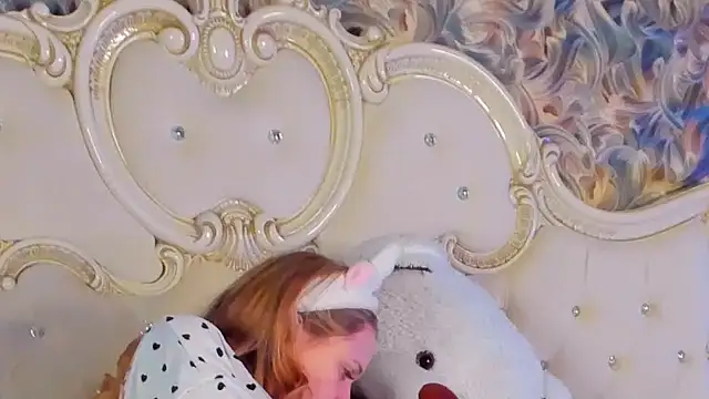 BECKI VRES online show from March 2025 10:03:02 AM