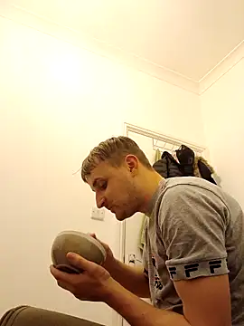 Snapshot of Eusuntnoulgigolo chatting on February 2026 08:24:01 PM Eusuntnoulgigolo online show from February 2026 08:24:01 PM